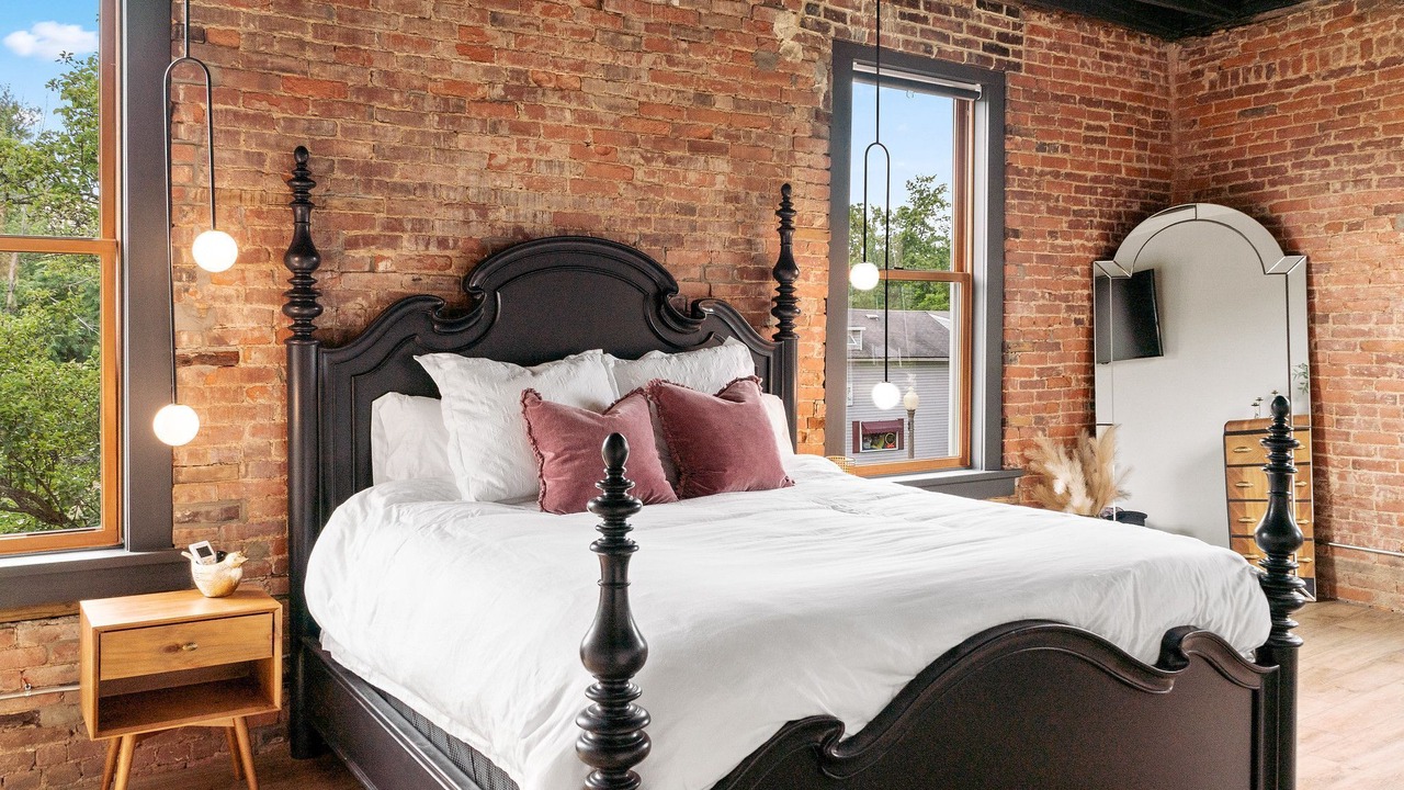 Photo of Bedroom in Canal Fulton