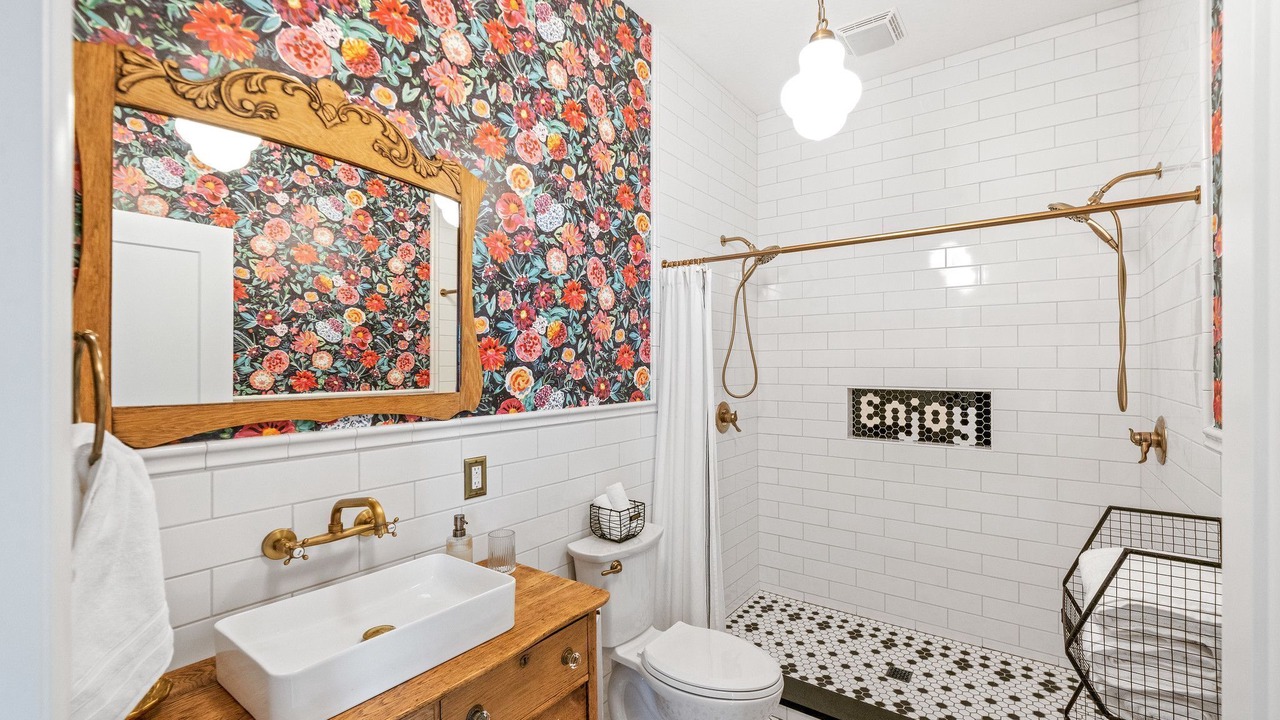 Photo of Bathroom in Canal Fulton