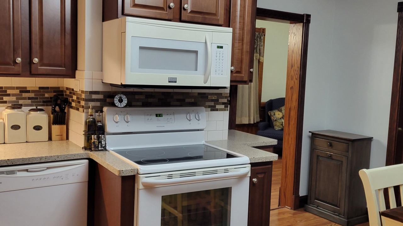 Photo of Kitchen in Neelyton