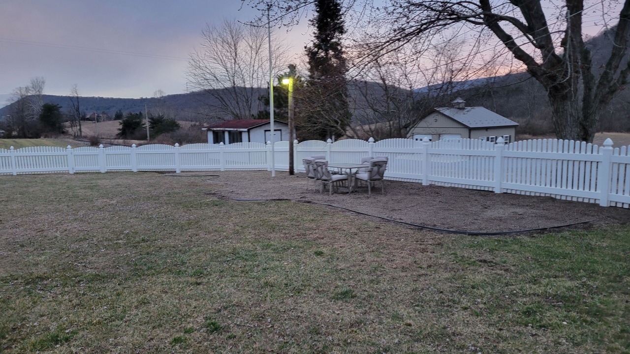 Photo of Outdoor in Neelyton