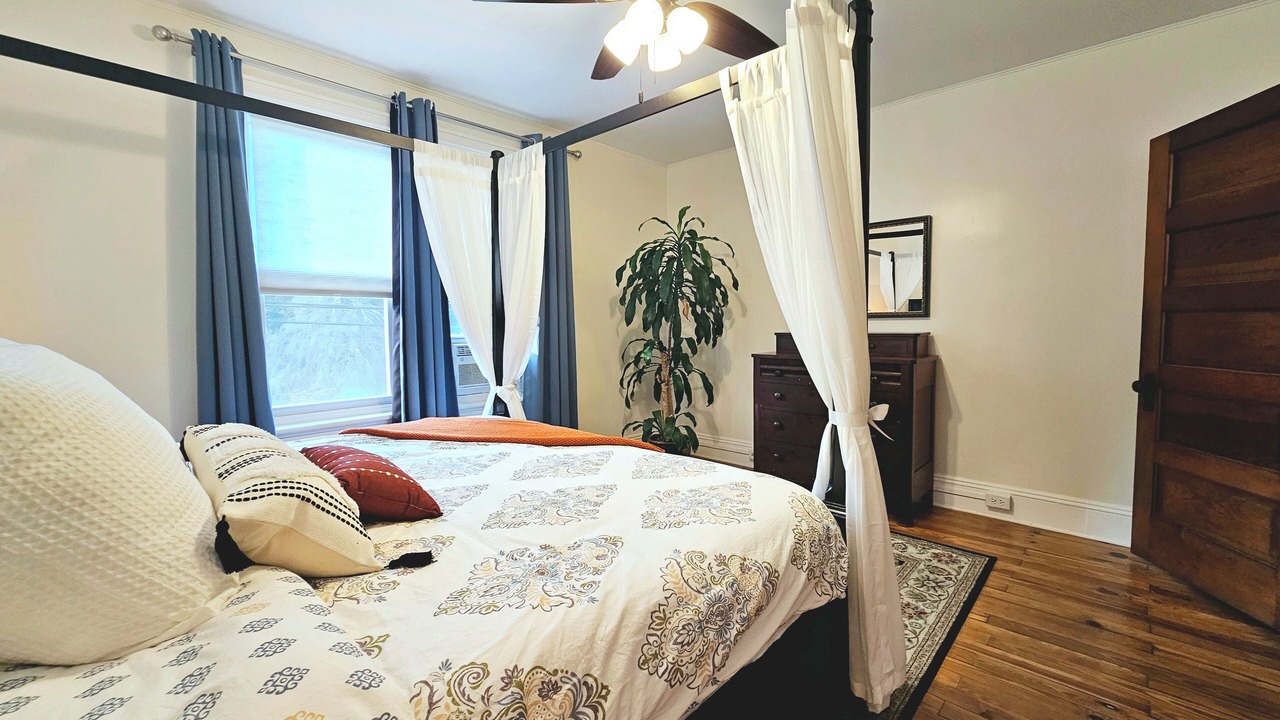 Photo of Bedroom in Butztown