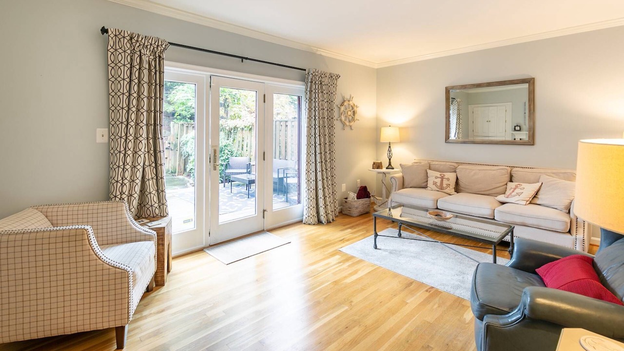 Photo of Bedroom in Historic District