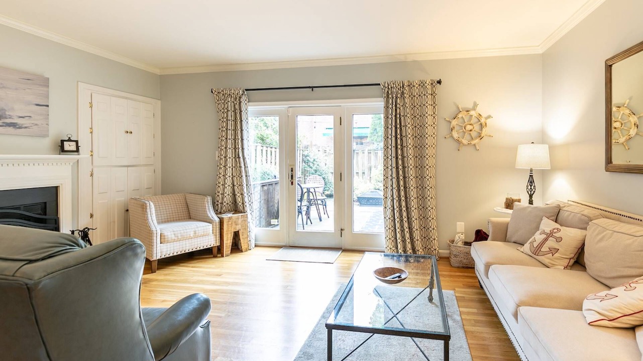 Photo of Bedroom in Historic District