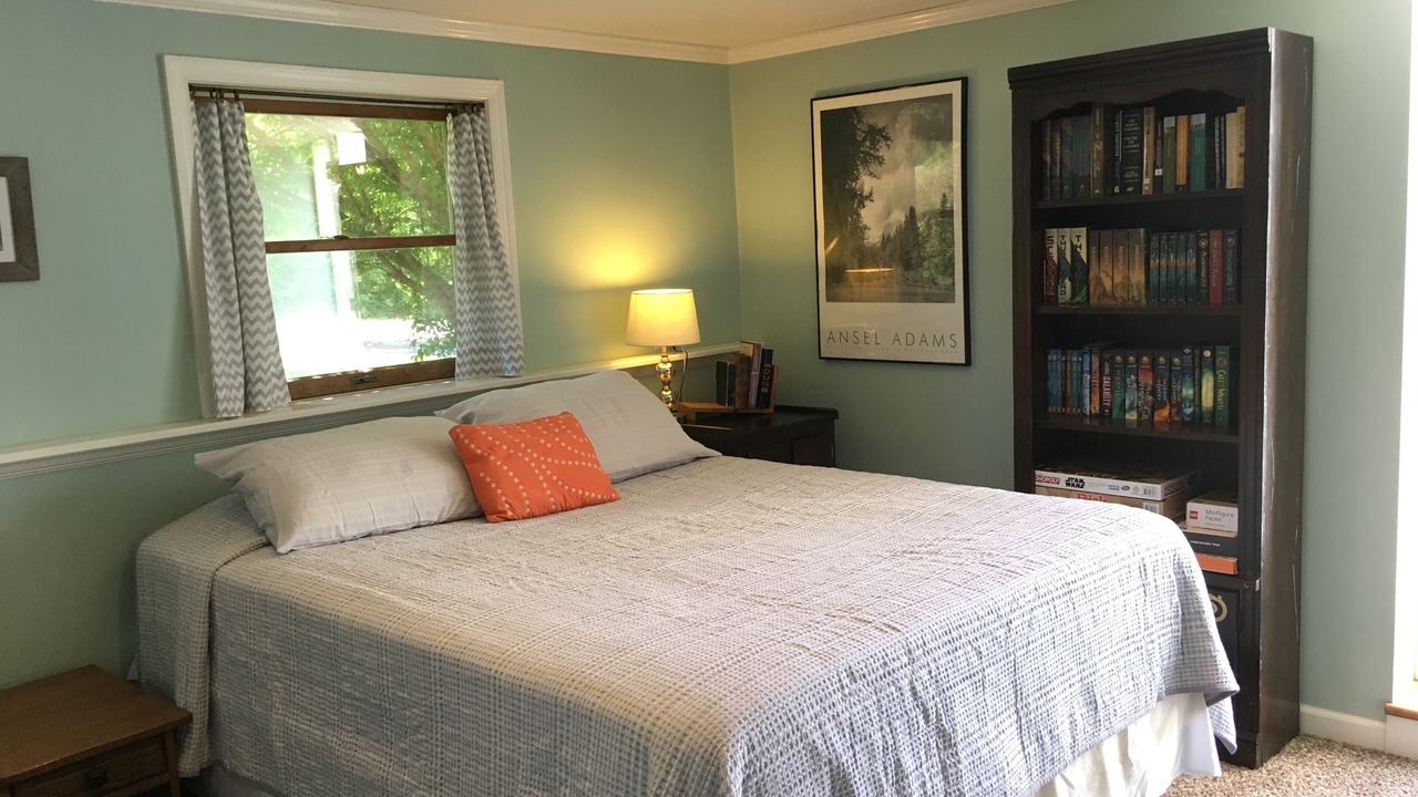 Photo of Bedroom in Boalsburg