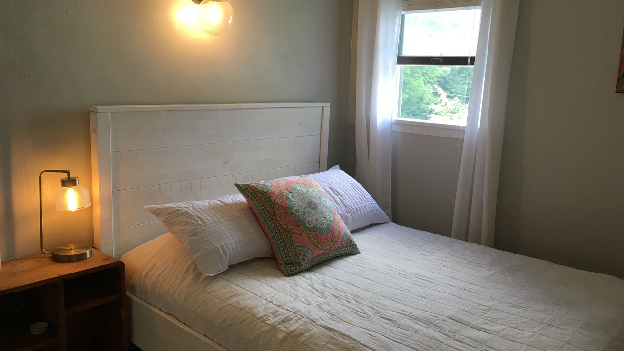 Photo of Bedroom in Boalsburg