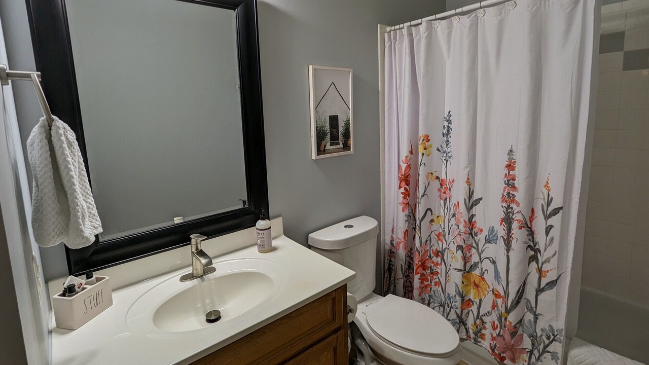 Photo of Bathroom in Kabletown