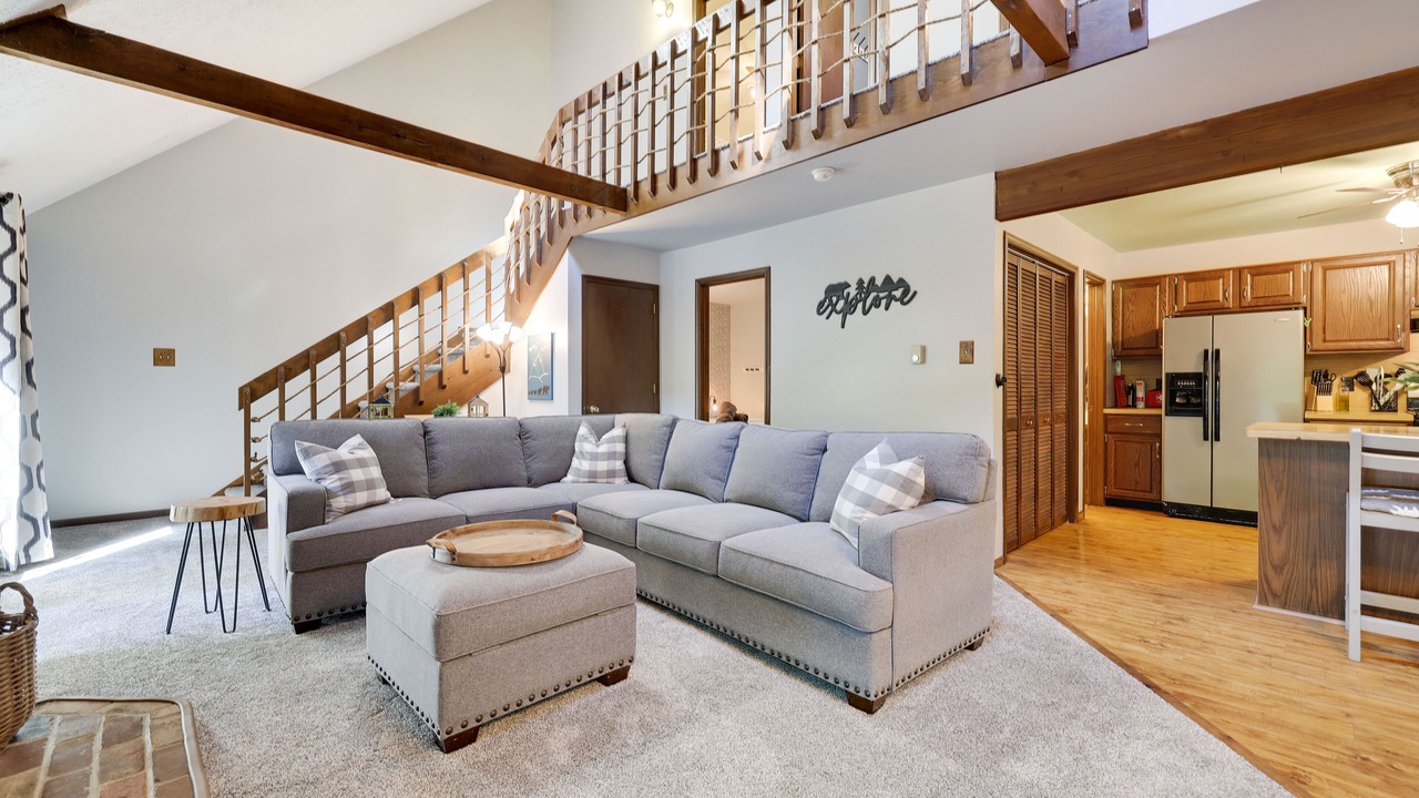 Photo of Livingroom in Jim Thorpe