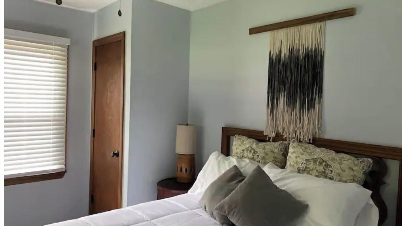 Photo of Bedroom in Tallmadge