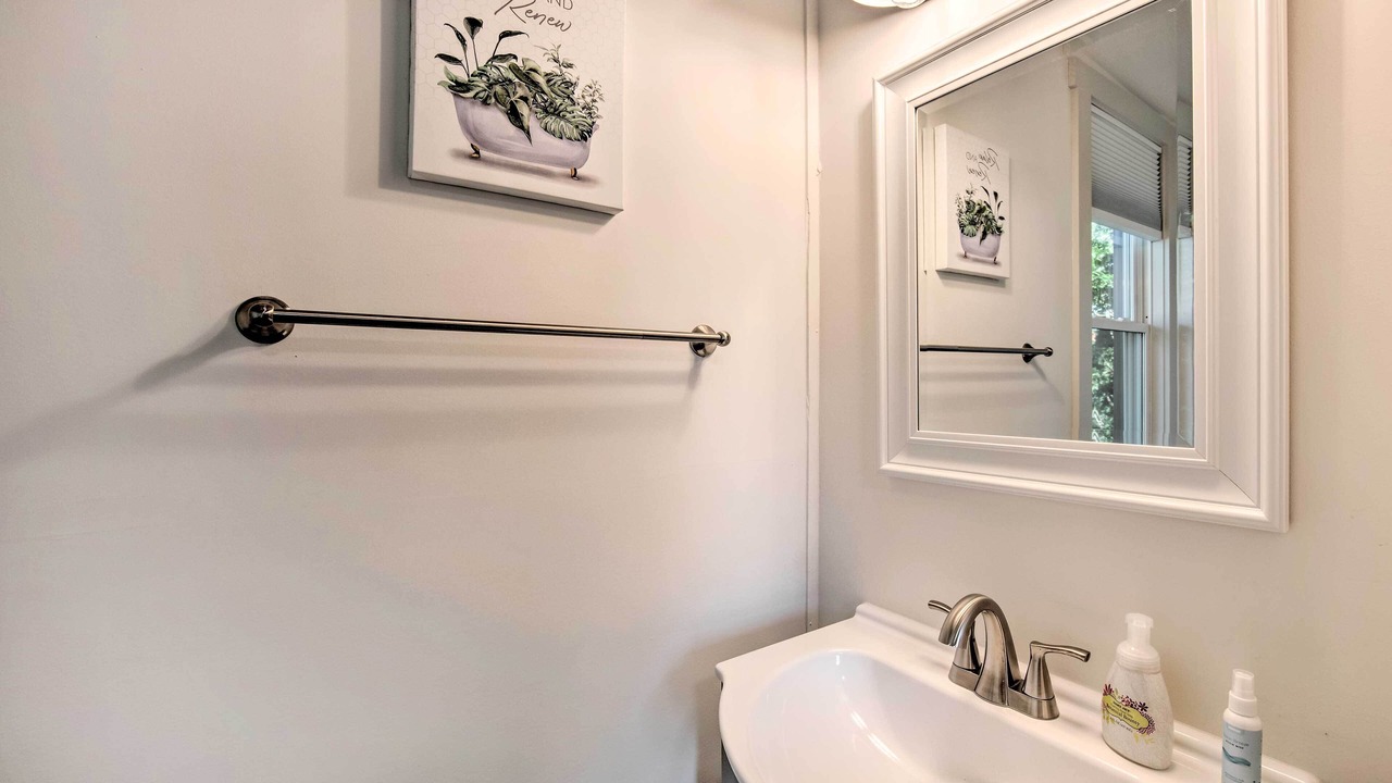 Photo of Bathroom in Ronks