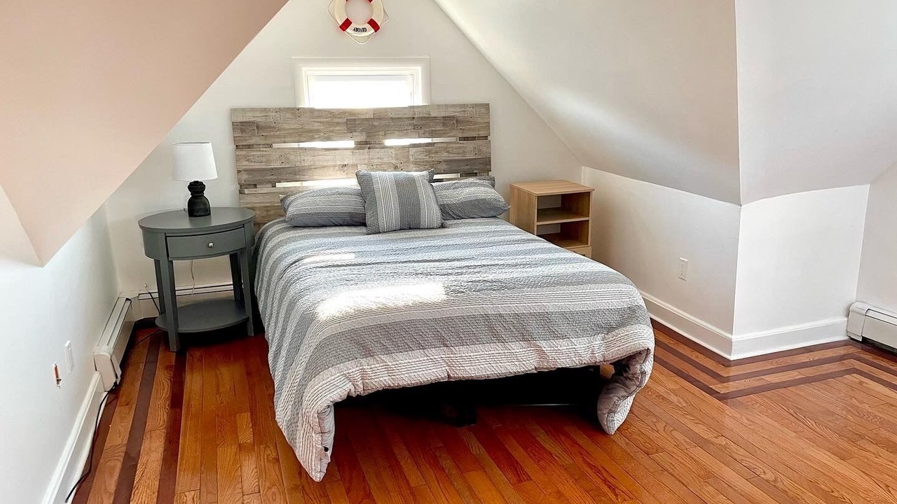 Photo of Bedroom in Long Branch