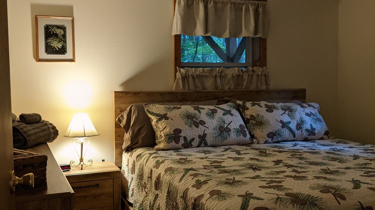 Photo of Bedroom in Greentown
