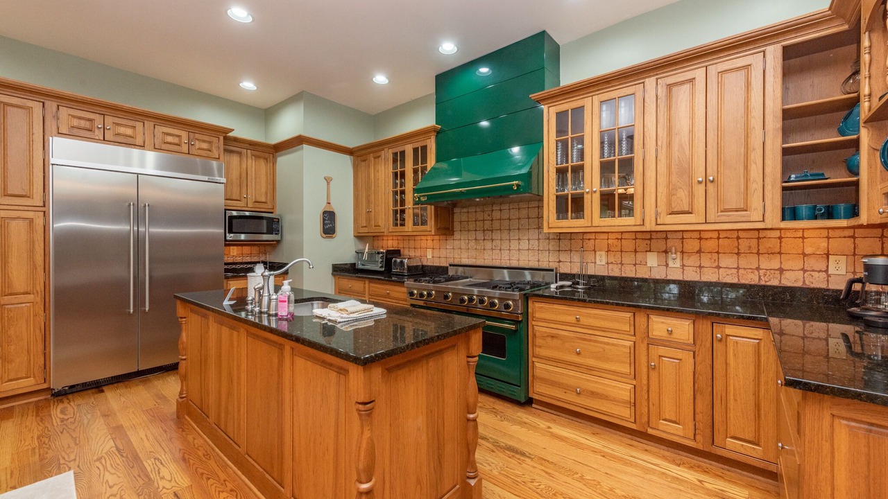 Photo of Kitchen in North Glade Hills