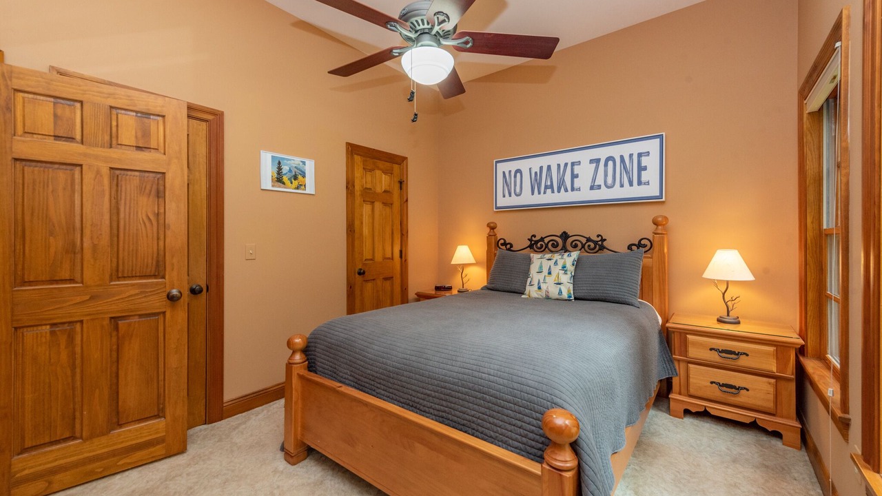 Photo of Bedroom in North Glade Hills