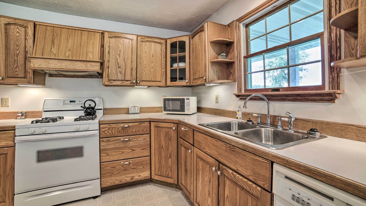 Photo of Kitchen in Bronson