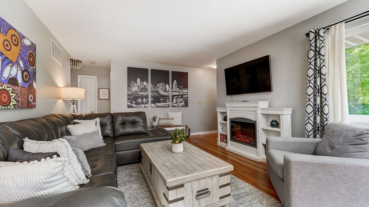 Photo of Livingroom in Sharonville