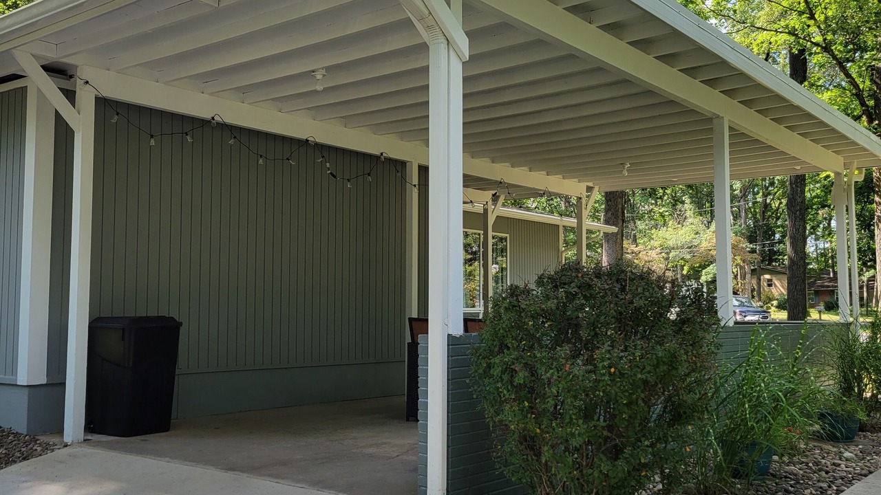 Photo of Outdoor in Park Forest Village