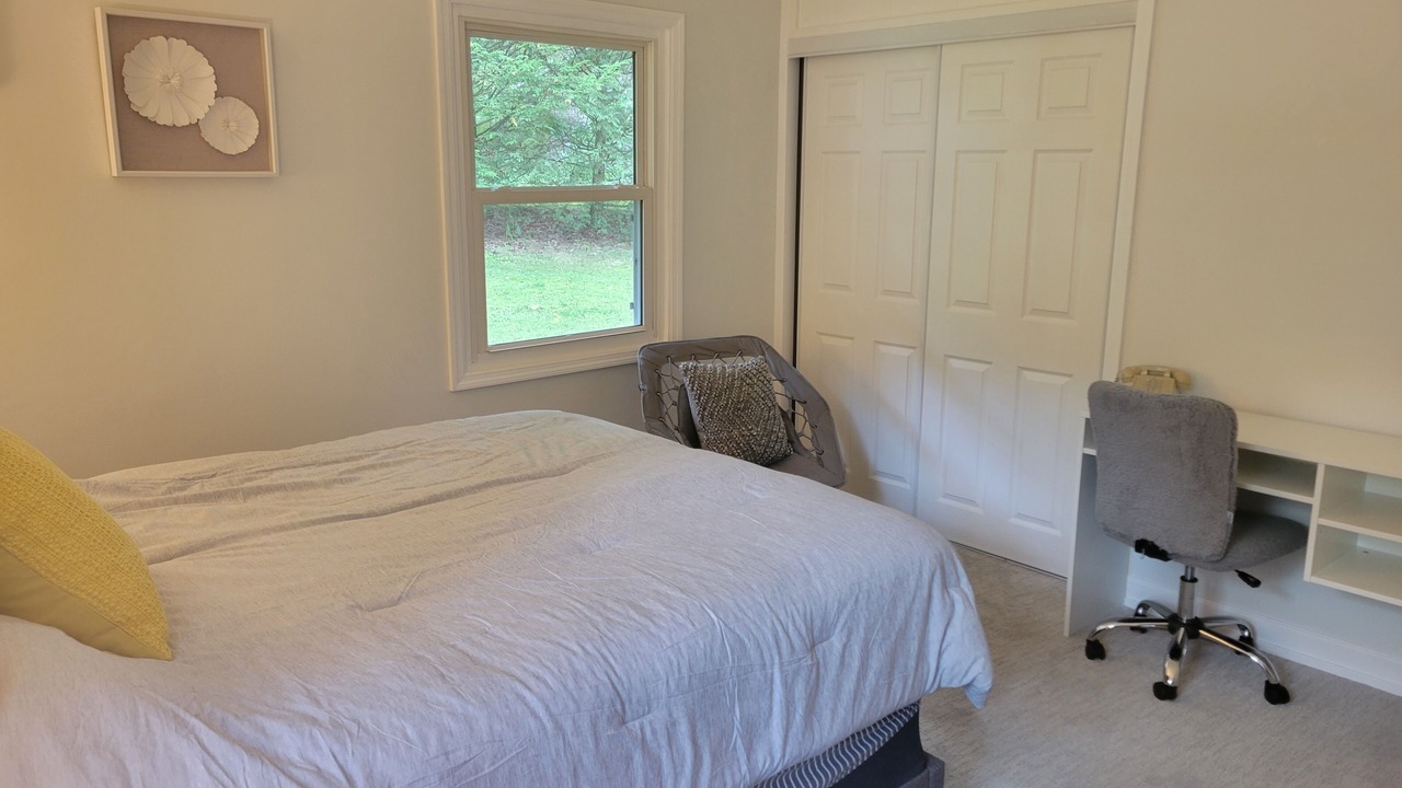 Photo of Bedroom in Park Forest Village