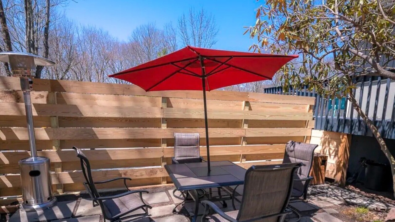 Photo of Outdoor in Woodridge
