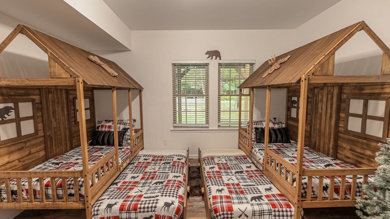 Photo of Bedroom in Lake Ariel