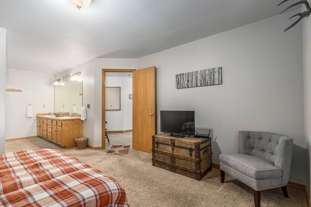 Photo of Bedroom in Kellogg