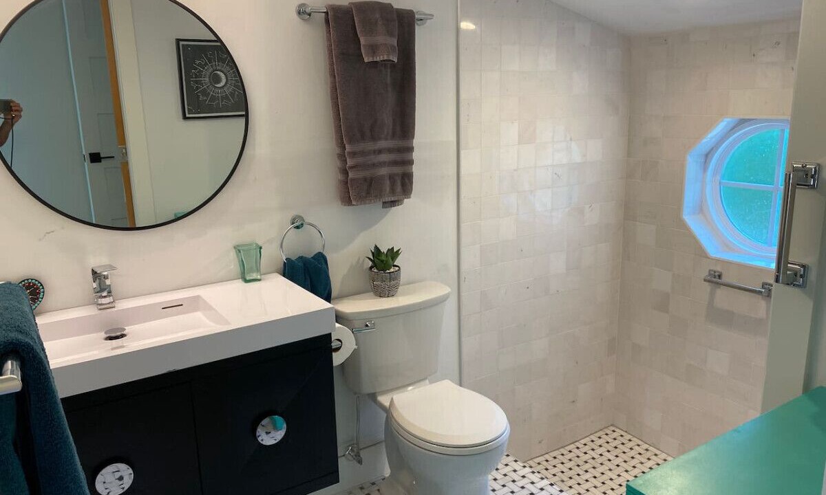 Photo of Bathroom in Cape Anne