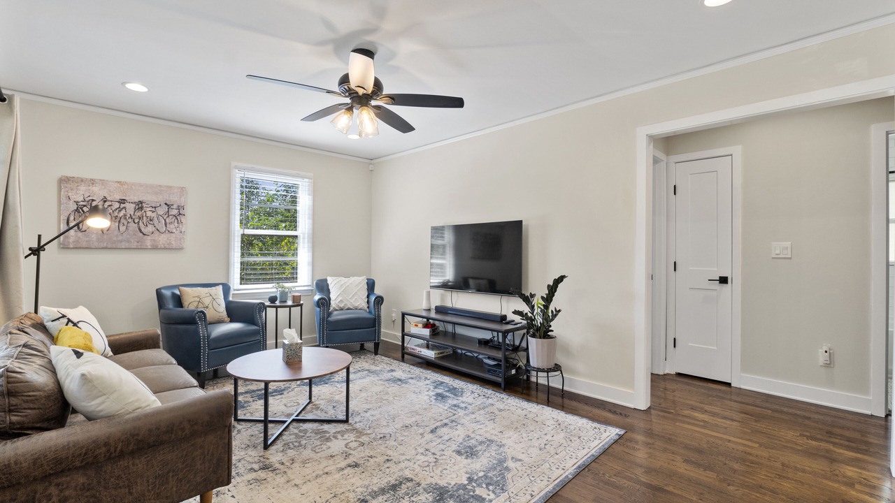 Photo of Livingroom in Sans Souci