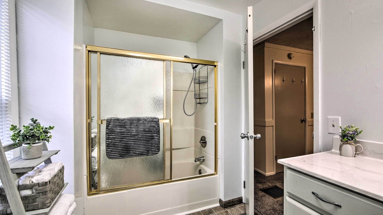 Photo of Bathroom in Millersburg