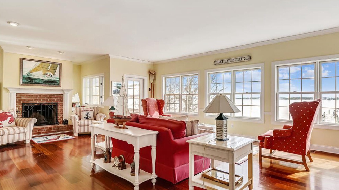 Photo of Livingroom in Unionville