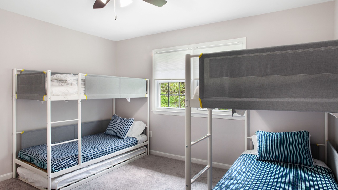 Photo of Bedroom in Edgewater