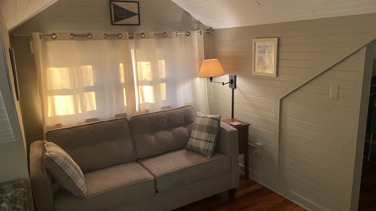 Photo of Livingroom in Avon