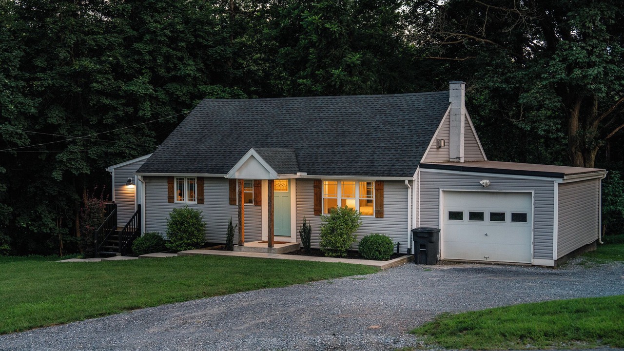 Photo of Outdoor in Elizabethtown
