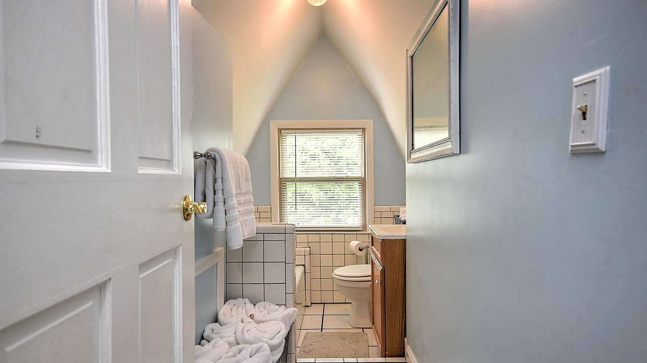 Photo of Bathroom in Abingdon