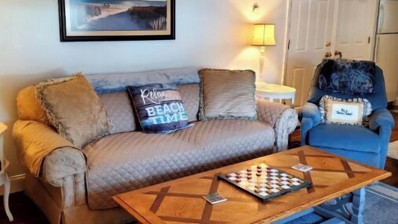 Photo of Livingroom in Brick