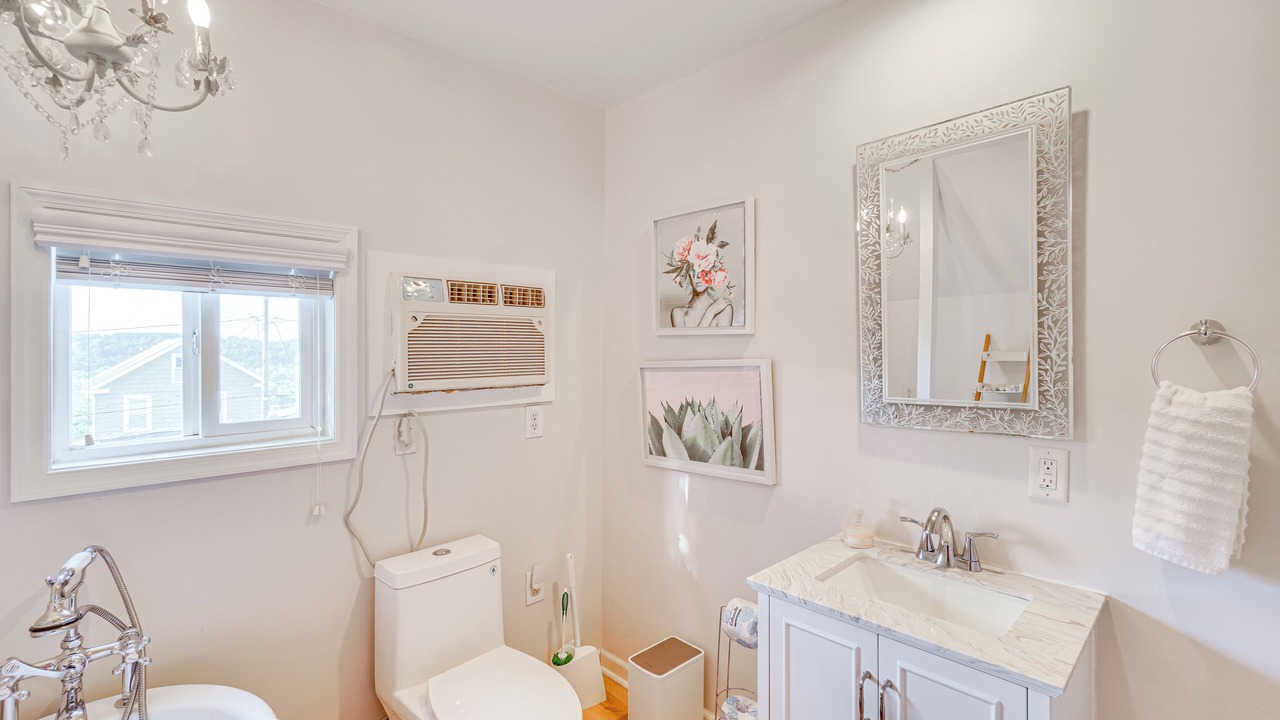 Photo of Bathroom in Brunswick