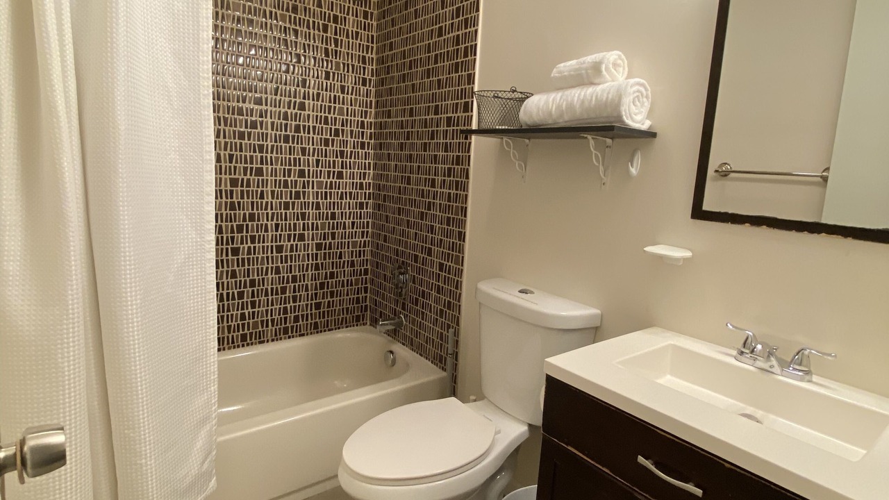 Photo of Bathroom in Shaw