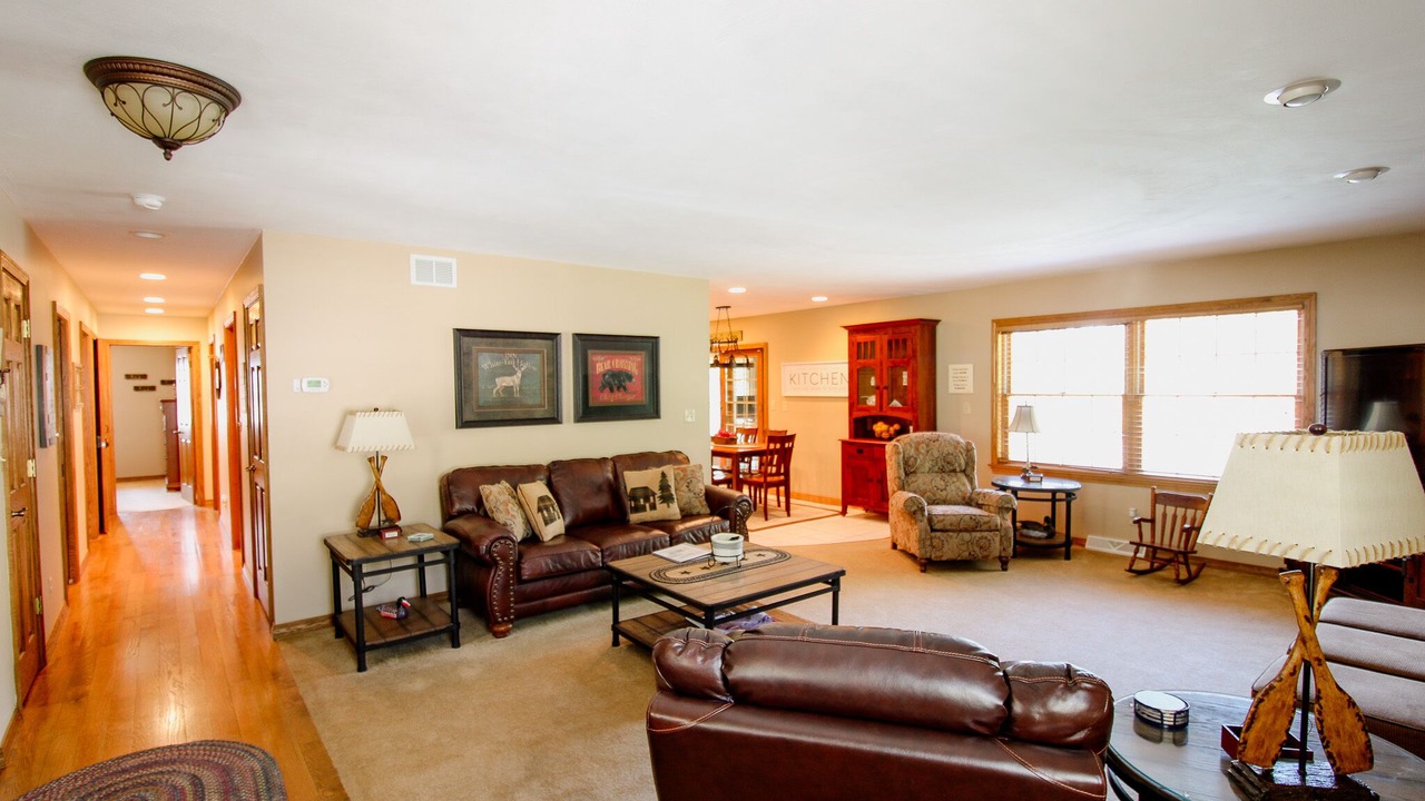 Photo of Livingroom in Treasure Lake