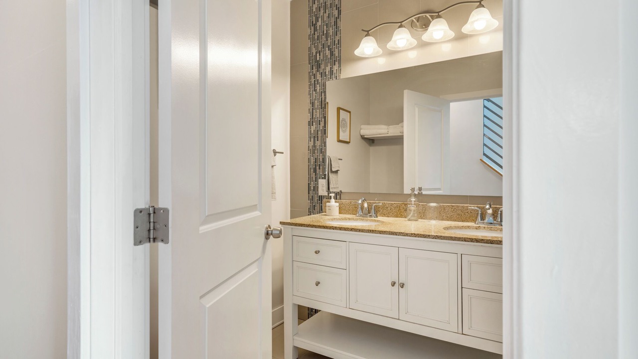 Photo of Bathroom in Southwest Center City