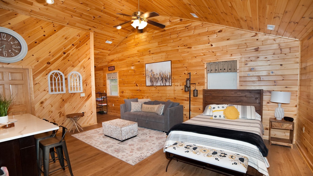 Photo of Bedroom in Flintstone