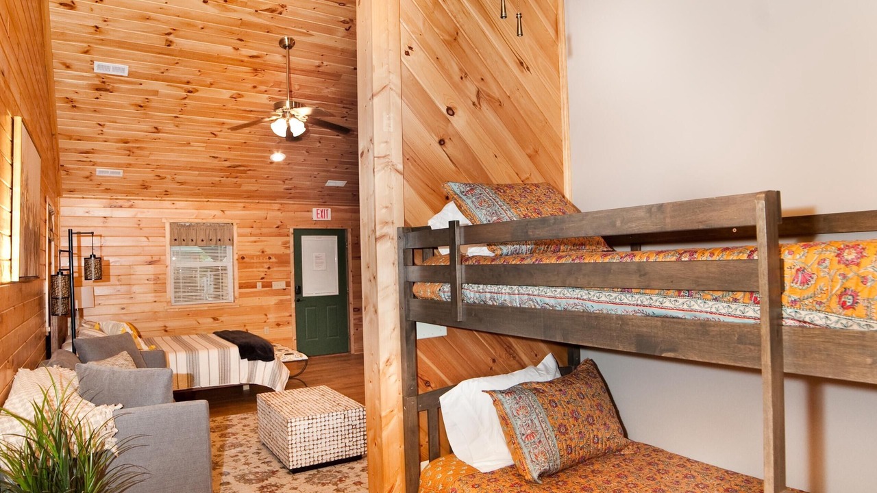 Photo of Bedroom in Flintstone
