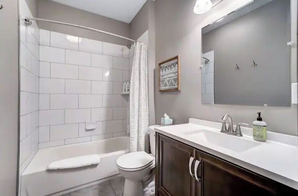 Photo of Bathroom in Oakley