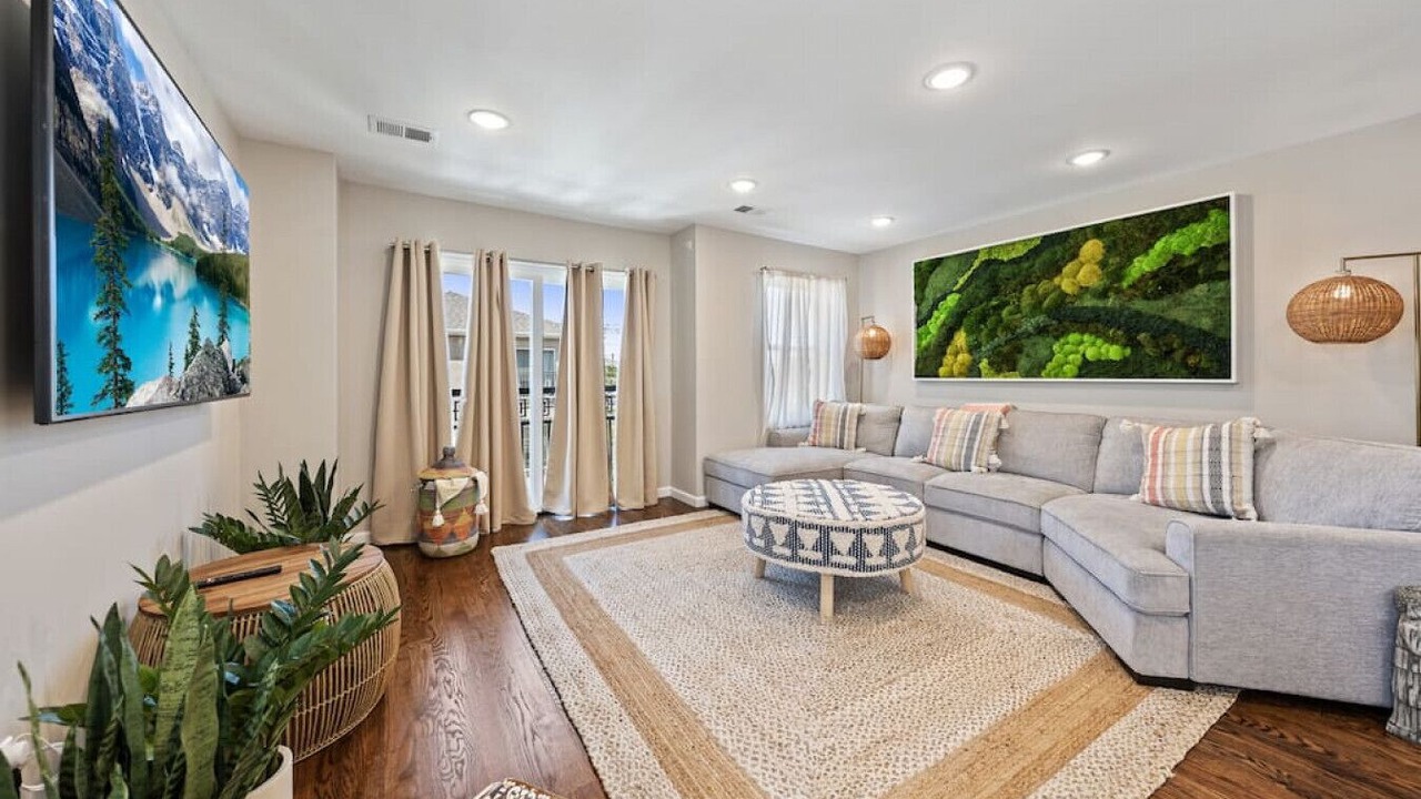 Photo of Livingroom in Elizabeth