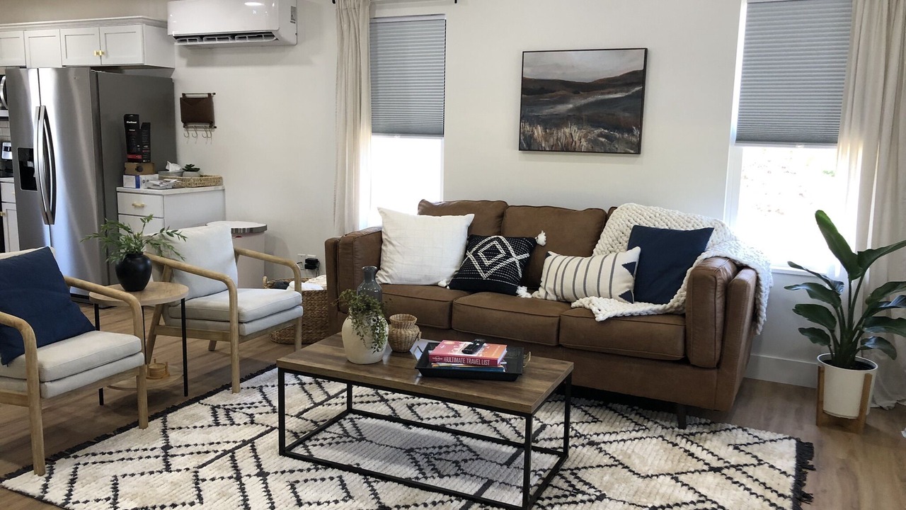 Photo of Livingroom in Beach City