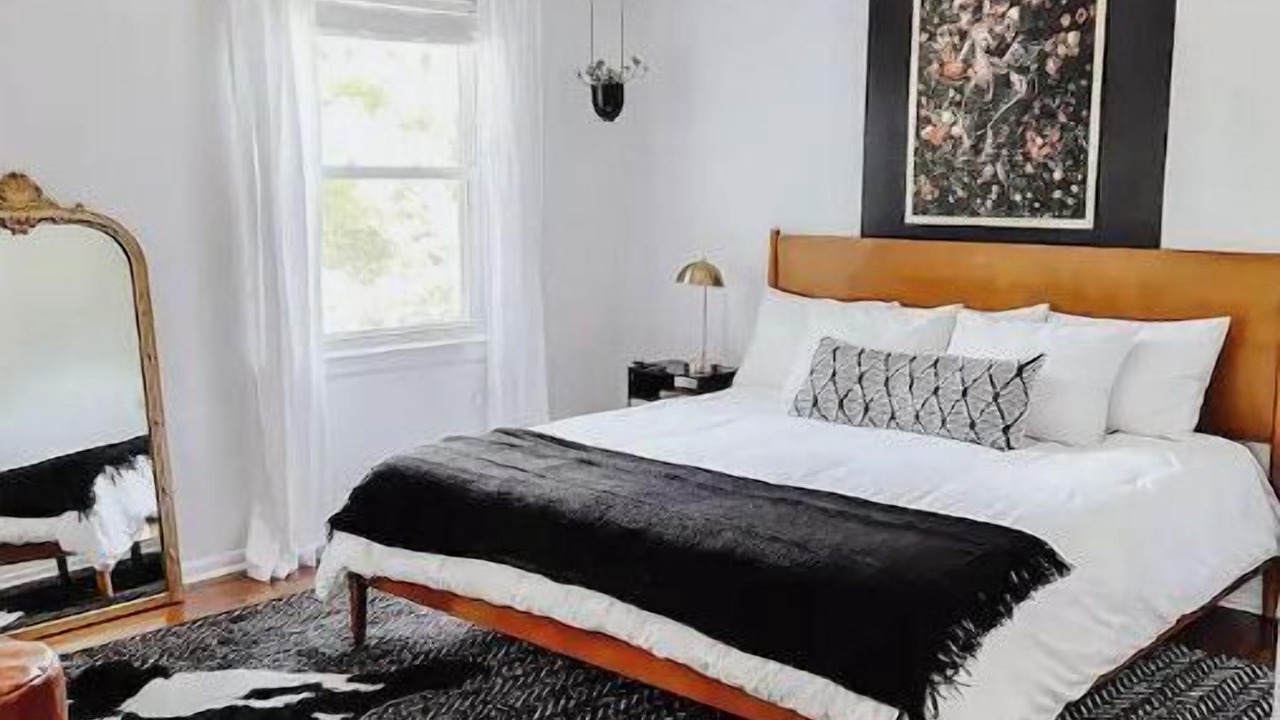 Photo of Bedroom in Inglewood