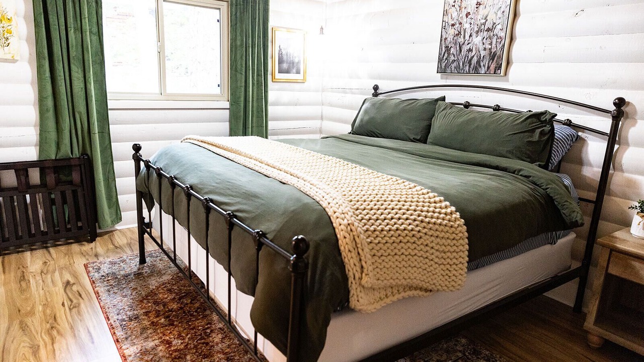 Photo of Bedroom in Cascade