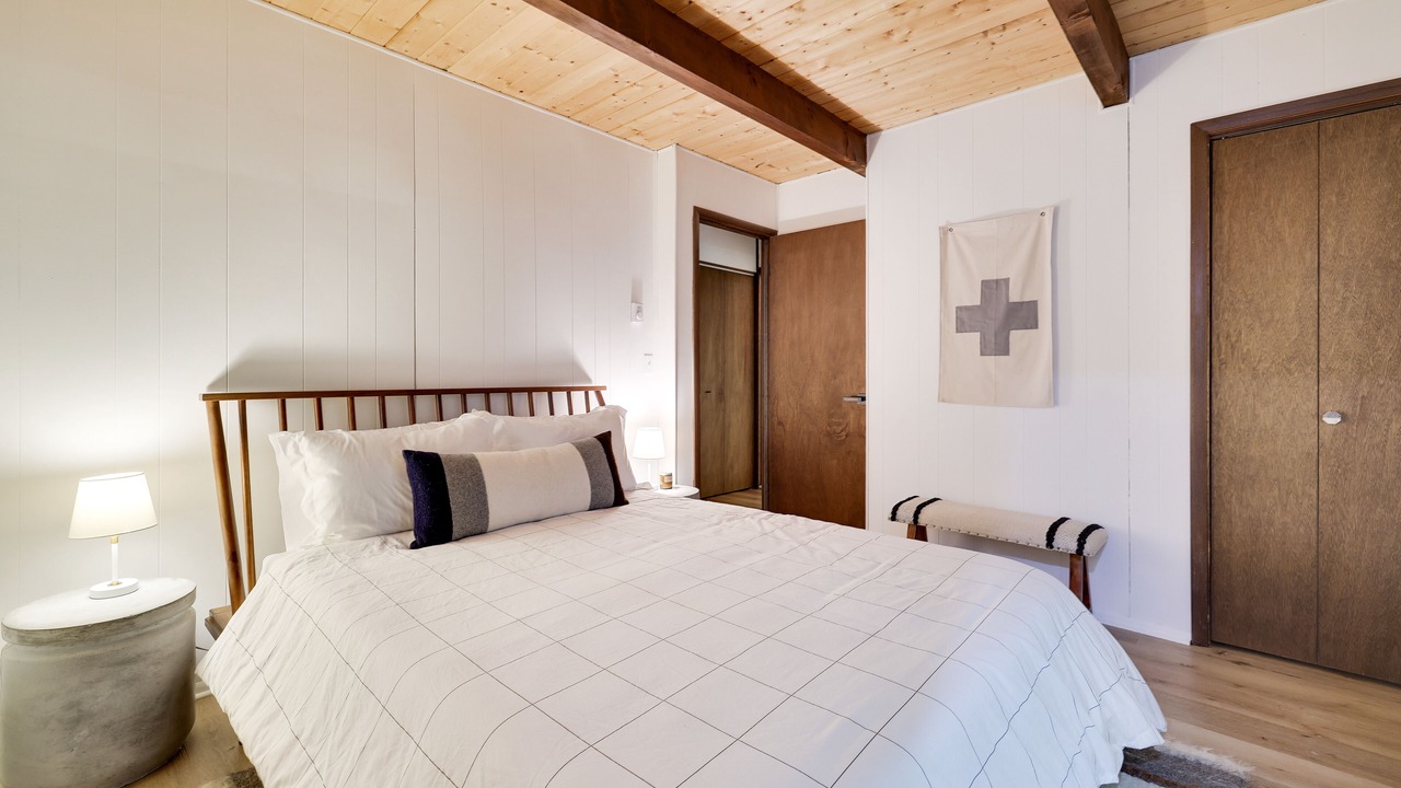 Photo of Bedroom in Lake Ariel