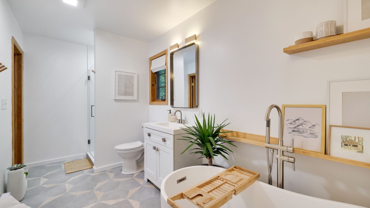 Photo of Bathroom in Lake Ariel