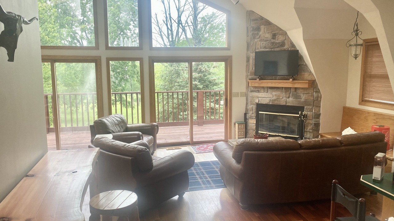 Photo of Livingroom in Clymer