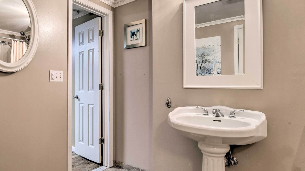 Photo of Bathroom in Bel Air South