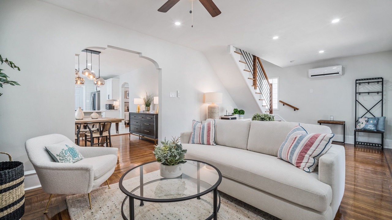 Photo of Livingroom in Margate City