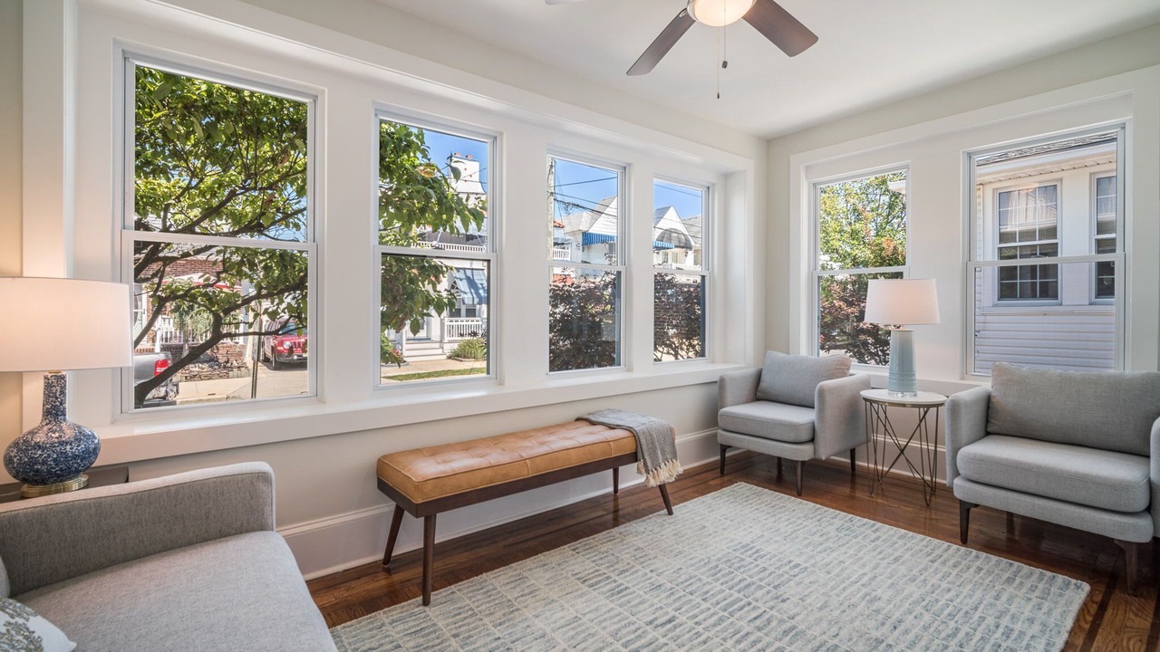 Photo of Livingroom in Margate City